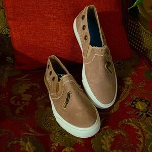Blowfish Malibu $15. Size 7.5 women’s sneakers/ shoes. Light brown color